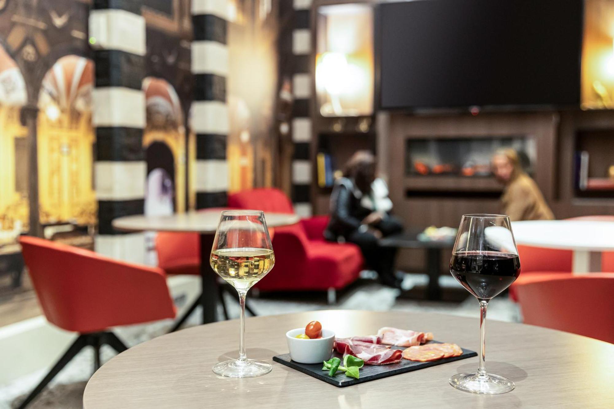Mercure Lille Centre Grand Place Exteriör bild